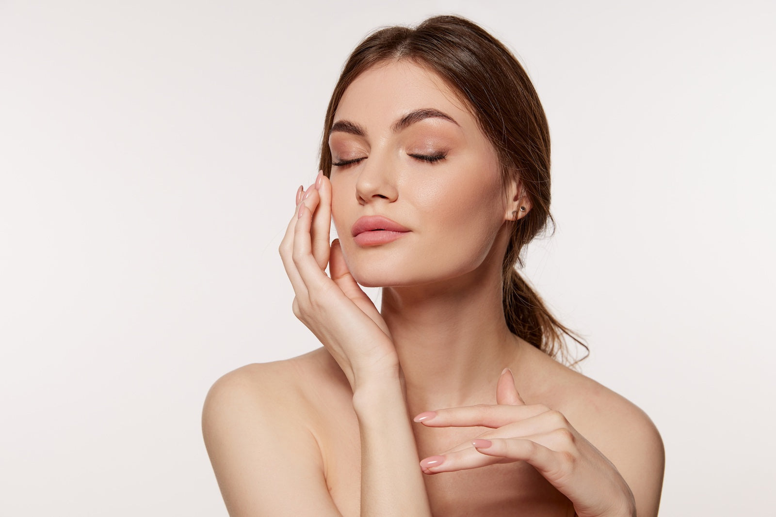 Collagène et Peau : Le Secret Naturel d’un Teint Jeune et Ferme